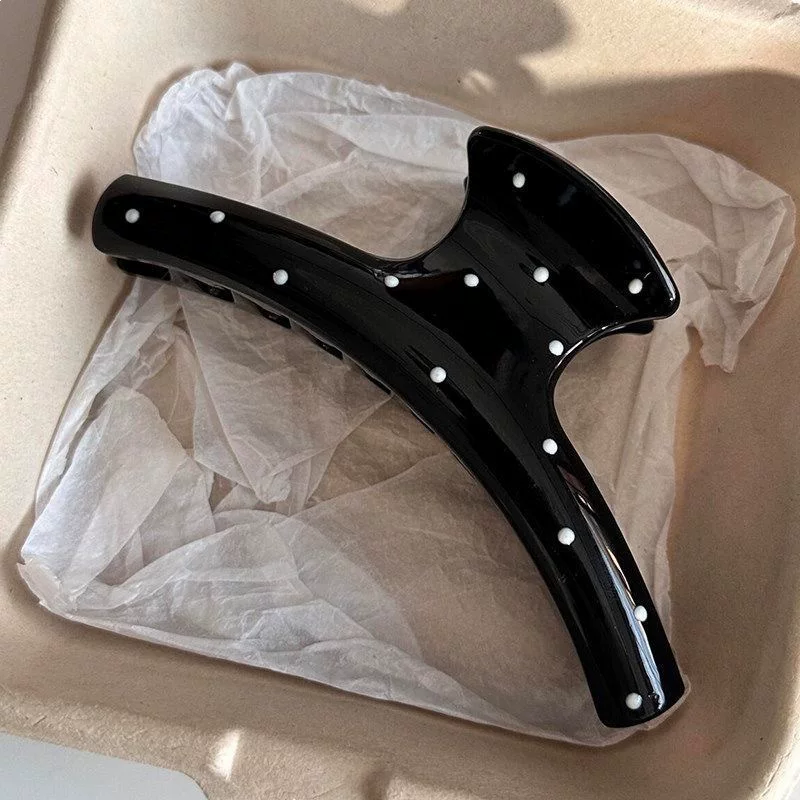 Dot Claw Clip